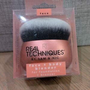 Real Techniques Face + Body Blender